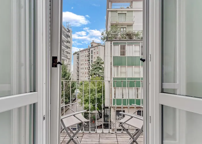 Cav4 - Apartment In The Heart Of Milan -