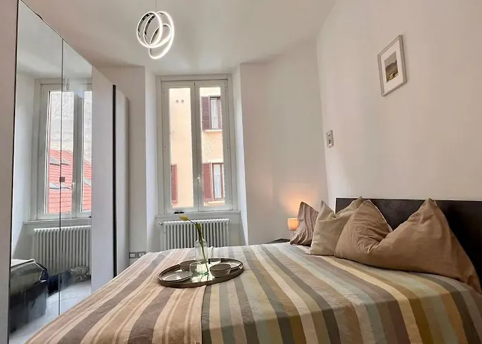 Urban House - Modern Flat Navigli Center